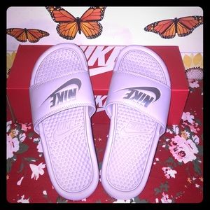 🌸🌸Nike slippers🌸🌸